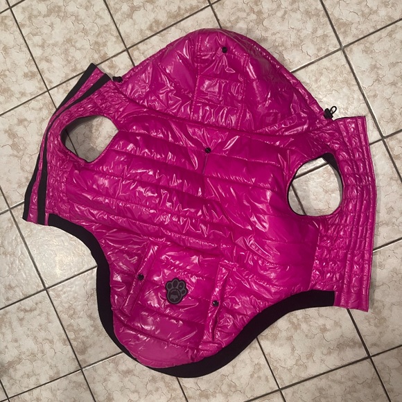 Canada Pooch Puffer Vest - Picture 3 of 5